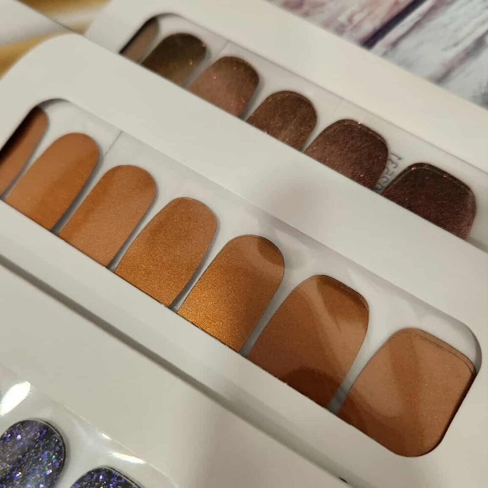 Color Street Grab Bag #4 - Picture 9 of 11
